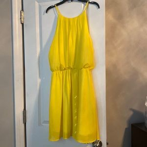 JJ Perfection Sleeveless Double-Layered Pleated Mini Chiffon Dress Yellow